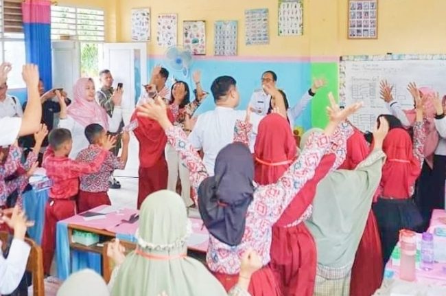 Motivasi Minat Baca Siswa, Puluhan Guru di Kolut Tingkatkan Kompetensi Melalui Program GASING