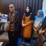 Dikbud Konawe Terima Buku Bersertifikat ISBN