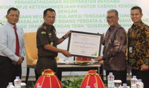 Kejati Sultra Bersama BPJS Ketenagakerjaan Teken Kerjasama