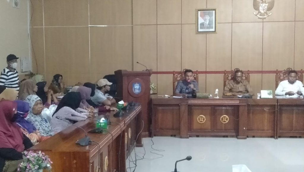 Gebrak Kepton Sesalkan Aksi Walk Out Fraksi Golkar