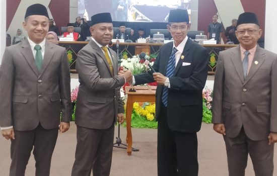 Pimpinan Sementara DPRD Kota Baubau Resmi Ditetapkan