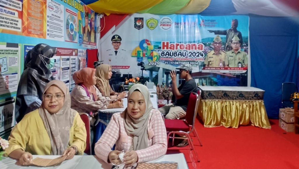Mudahkan Pengurusan Dokumen, Dukcapil Beri Layanan Kependudukan Inovasi Digital di Momen Expo Haroana Baubau
