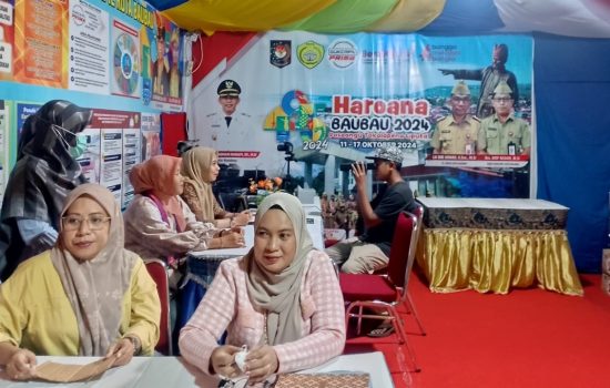 Mudahkan Pengurusan Dokumen, Dukcapil Beri Layanan Kependudukan Inovasi Digital di Momen Expo Haroana Baubau