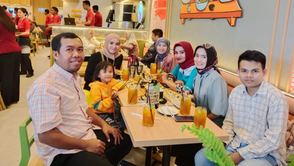 Ichiban Sushi Hadirkan Cita Rasa Jepang Bernuansa Lokal Baubau