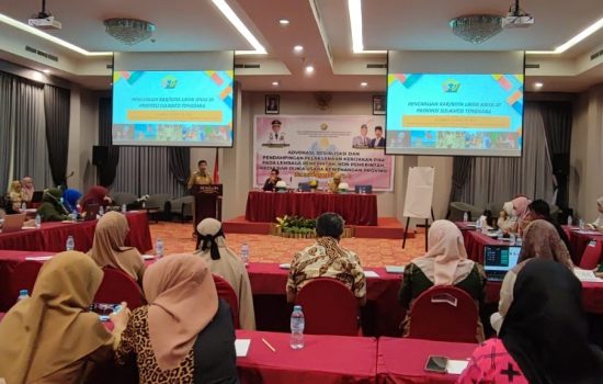 Buka Forum Anak Daerah, Sekda Sultra: Titik Awal Perubahan Intens