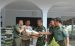 Kodim 0820 Probolinggo Salurkan Zakat. FOTO : ASL