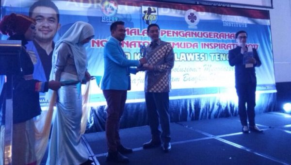 ADP di Anugerahi Pemuda Inspiratif Sultra Oleh KNPI