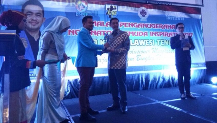 ADP di Anugerahi Pemuda Inspiratif Sultra Oleh KNPI