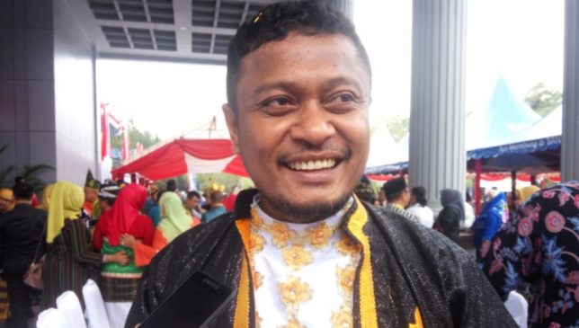 Kena OTT, Bupati Buton Selatan Dibawa Kantor KPK Jakarta