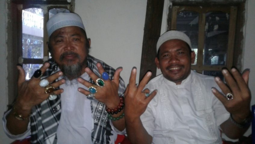 Haji ini Beli Batu Aki&rsquo; di Pakistan karena Hoby