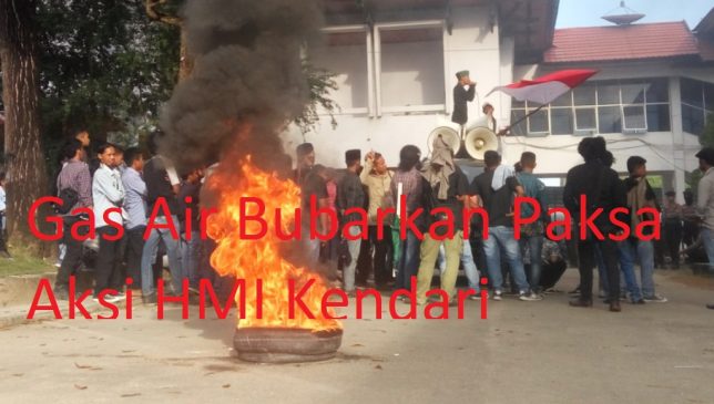 Video, Gas Air Bubarkan Paksa Aksi HMI Kendari