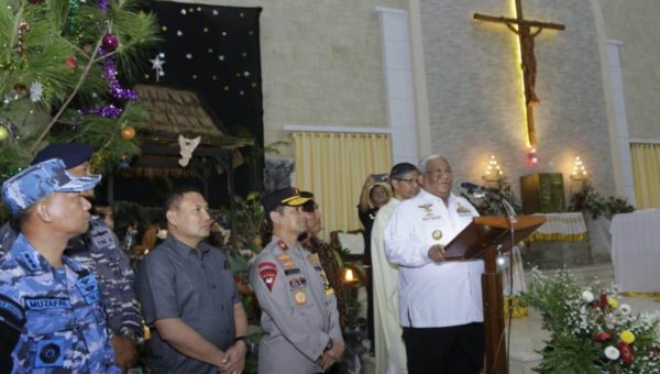 Gubernur Ali Mazi Patroli Lilin Anoa Pengamanan Natal dan Tahun Baru