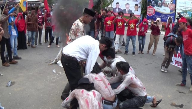 Peringati Hari Buruh, Mahasiswa Tuntut Cabut Perpres 20 Tahun 2008