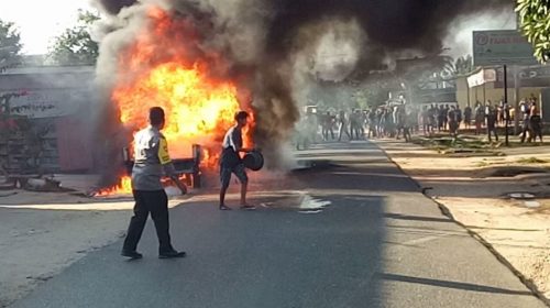 Mobil Pengangkut Bahan Bakar Terbakar, Rp. Uang 12 Juta Ludes