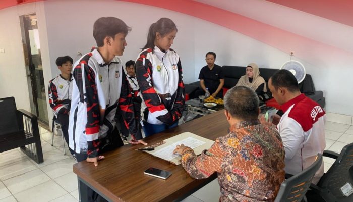 KONI Sultra Salurkan Bonus Rp310 Juta untuk Atlet PON Beladiri