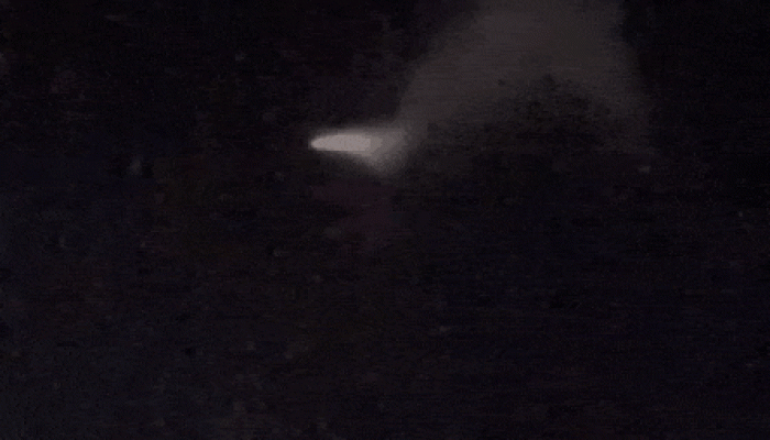 Fenomena Cahaya Misterius di Langit Malam Gegerkan Warga, Diduga Jejak Roket