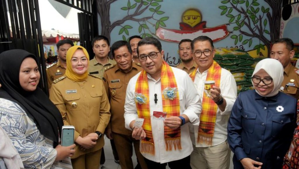 Menteri Ekraf Kagumi Produk Ekonomi Kreatif Kelurahan Bende