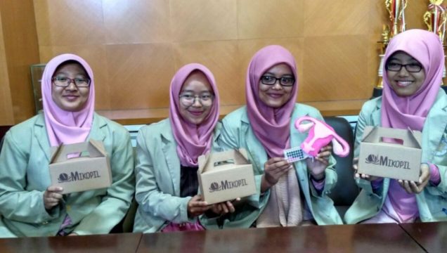 Program Kebidanan Sekolah Vokasi UGM Ciptakan Peraga Pil KB