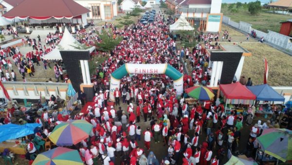 ﻿BUMN Hadir Untuk Negeri Peringati HUT RI ke - 74 di Kolaka