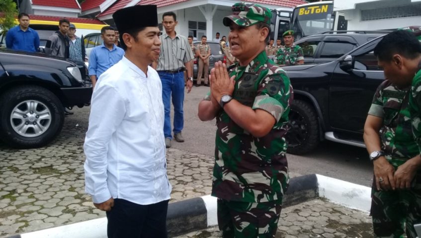 Dua Kapal KRI Angkut Raider Kodam XIV/Hasanuddin ke Buton