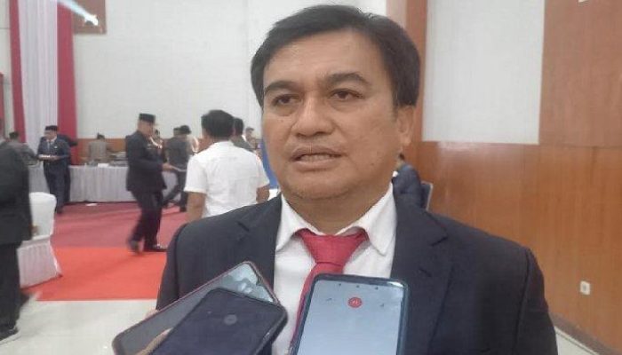 Gerak Cepat, Dinas Cipta Karya Sultra Salurkan Air Bersih bagi Warga Korban Banjir di Kendari