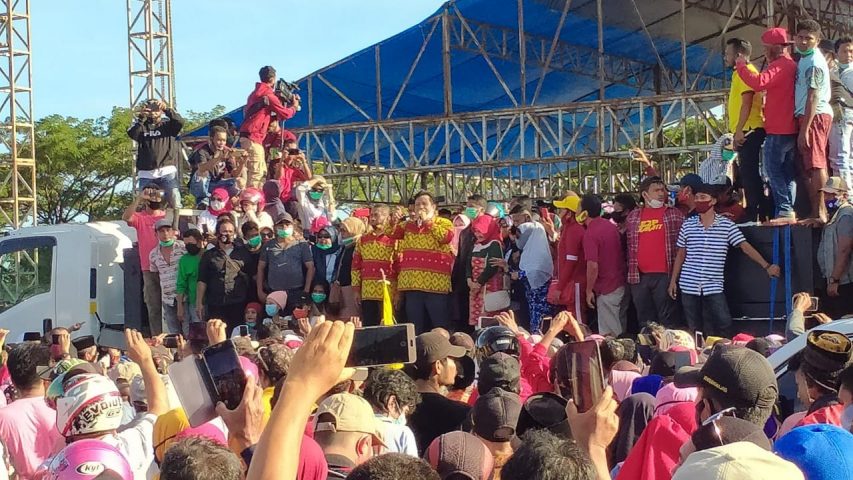 Deklrasi Balon Bupati dan Wakil Bupati Muna Rusman-Bacharun, Masyarkat Masih Sayang