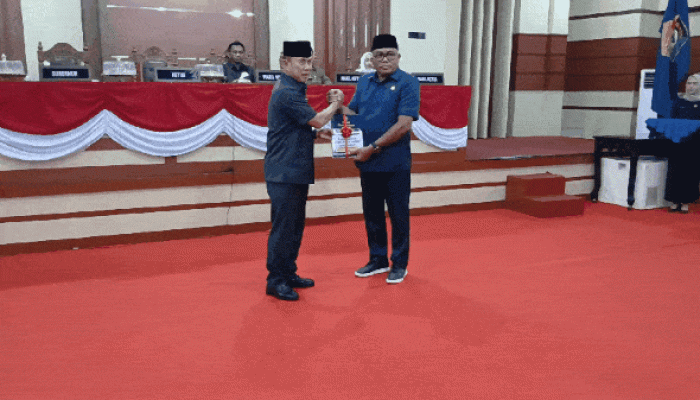 DPRD Sultra Gelar Rapat Paripurna Penyerahan Dokumen KUA-PPAS 2026