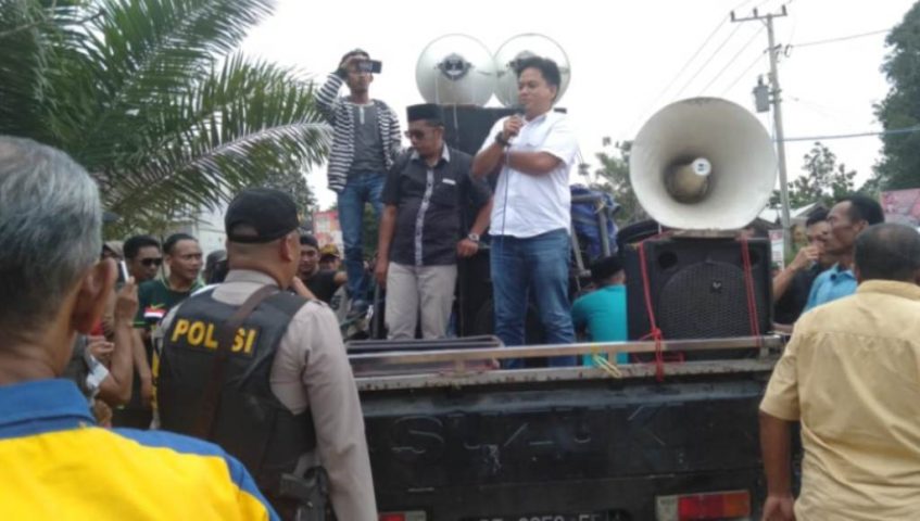 VDNI Janji Bangun Jalan dan Air Bersih di Morosi﻿
