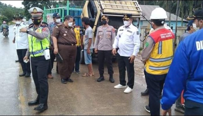 Dishub Sultra Bakal Tertibkan Truk Tak Miliki Izin Melintas Jalan 