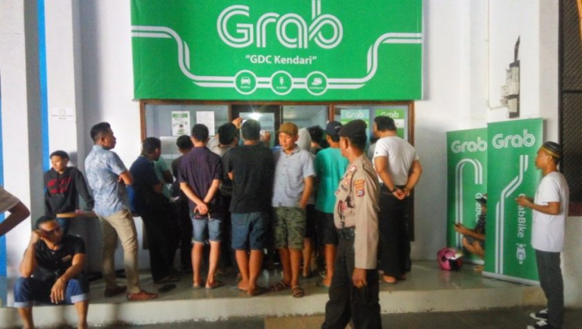 Driver Grab Car Kendari Tolak Skema Garansi Insentif