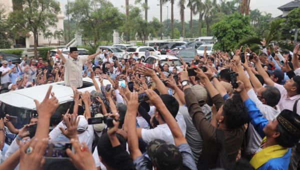 Prabowo: Kita Jangan Lengah!﻿