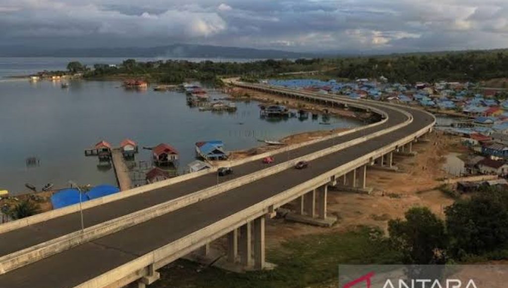 Kado Akhir Masa Jabatan, Gubernur Ali Mazi Resmikan Tiga Proyek Infrastruktur