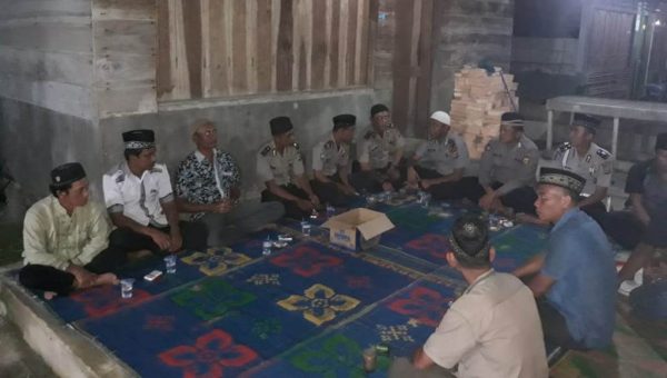 Polres Singkil Tiap Malam Takziah di Rumah Duka Korban Penembakan﻿