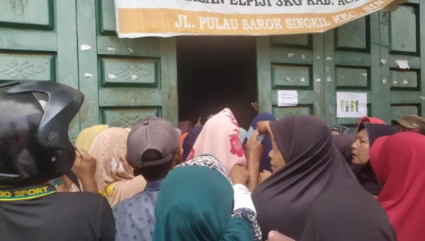 Stok Gas 3 Kg Terbatas Warga Aceh Singkil Kecewa