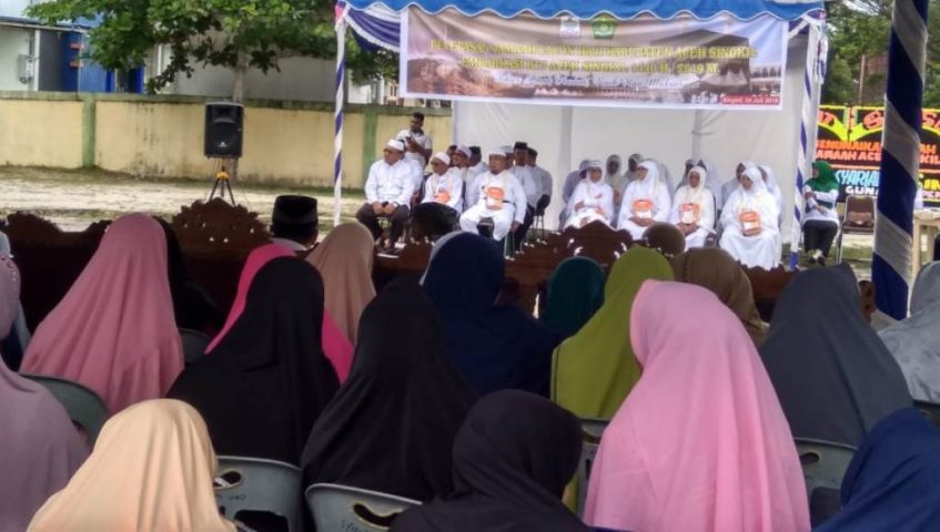 ﻿Bupati Aceh Singkil Lepas 29 JCH 