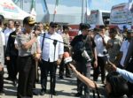 Kapolri Jenderal Polisi Tito Karnavian saat melakukan kunjungan kerja di Brebes dan memberikan keterangan pers terkait mudik tahun ini akan lebih baik dari tahun sebelumnya. FOTO : NURAKHMAWATI