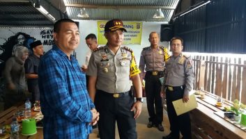 Kapolres Konawe AKBP.Muh. Akbar usai Coffee Morning bersama Tim dari setiap Calon Bupati FOTO: RIDWAN