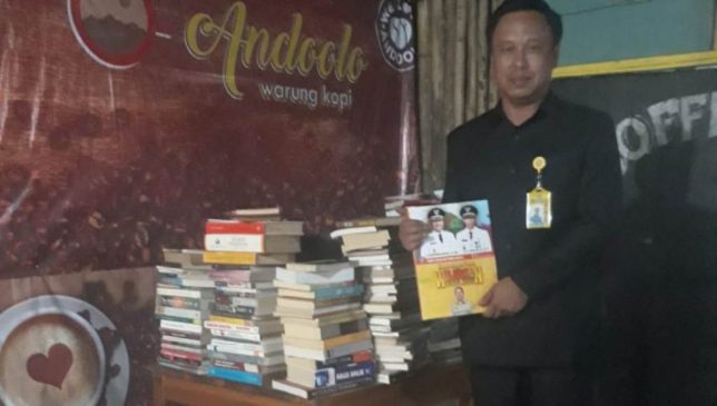 HUT RI, Humas Pemda Konsel Luncurkan Buku Dua Tahun Berkarya