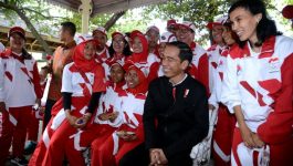 Presiden Nantikan Lagu Indonesia Raya Berkumandang di SEA Games Malaysia