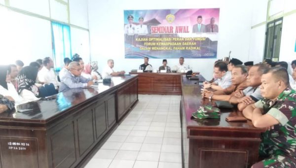 ﻿Tangkal Faham Radikal Balitbang Baubau Gelar Seminar