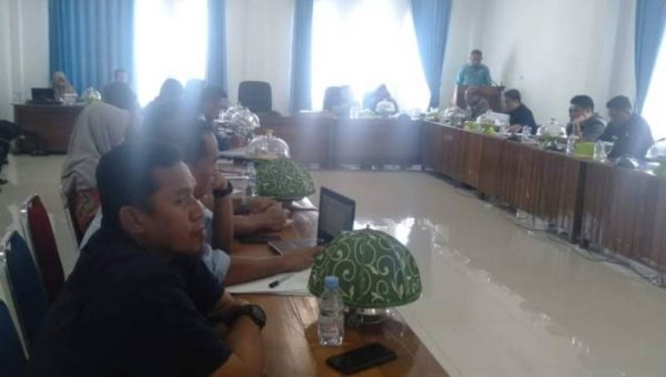 DPRD Bersama Pemkota Baubau Gelar Raker Bahas Perusda Polima