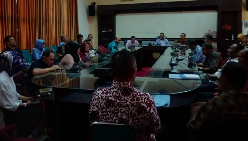 ﻿Pemkot Baubau Gelar Pasar Murah dan Pemberian Santunan