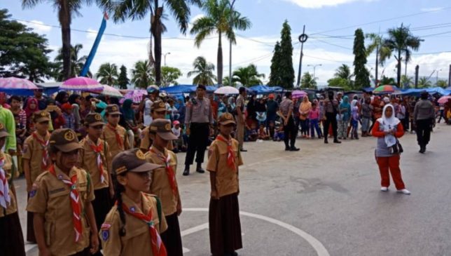 Ratusan Personil Polres Baubau Pantau Kegiatan HUT RI ke 73