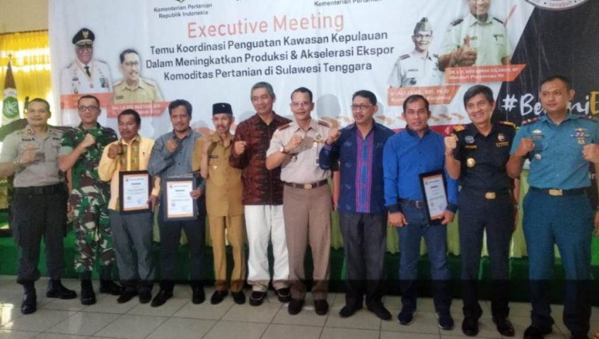 Kementan Dorong Tepung Kelapa Sultra Diekspor Langsung