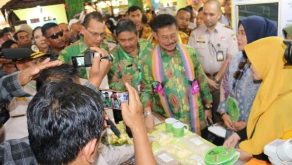 Mentan Syahrul Resmikan Pameran Pangan