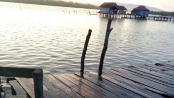 Tambatan Perahu Yang Ambruk Tersundul Ketinting Kaur Desa Diperbaiki