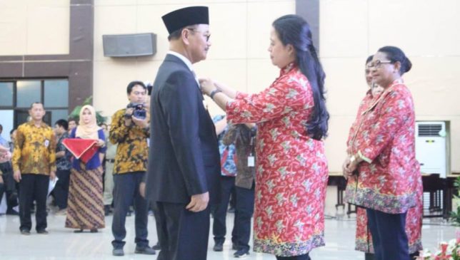 Terima Penghargaan MKK dari BKKBN Pusat, Ini Kata Bupati Konsel