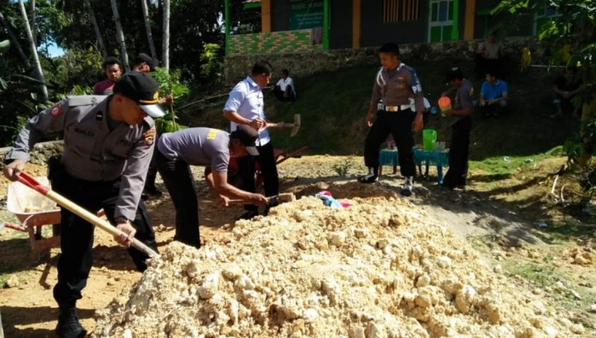 Sambut HUT Bhayangkara ke-73 Polsek Kulbar Gelar Baksos