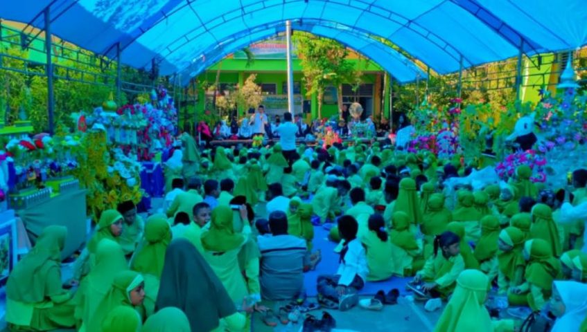 SDN 84 Kendari Rayakan Maulid Nabi dengan Lomba Male