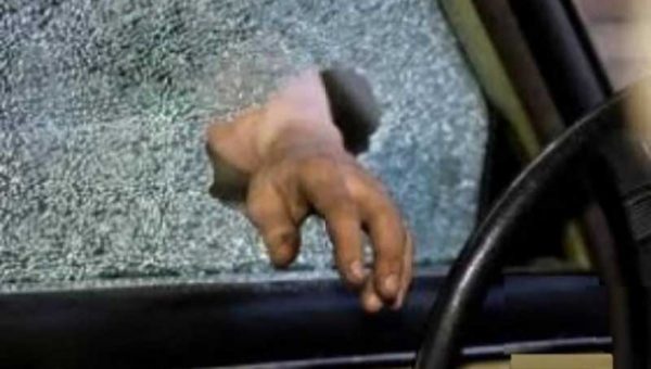 Pencurian dengan Modus Pecah Kaca Mobil, Dibekuk Polisi